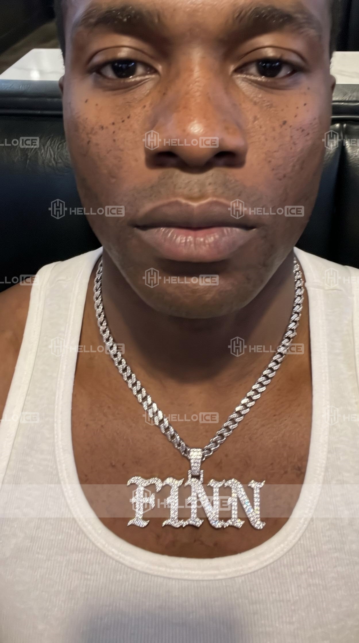 Helloice Review Image