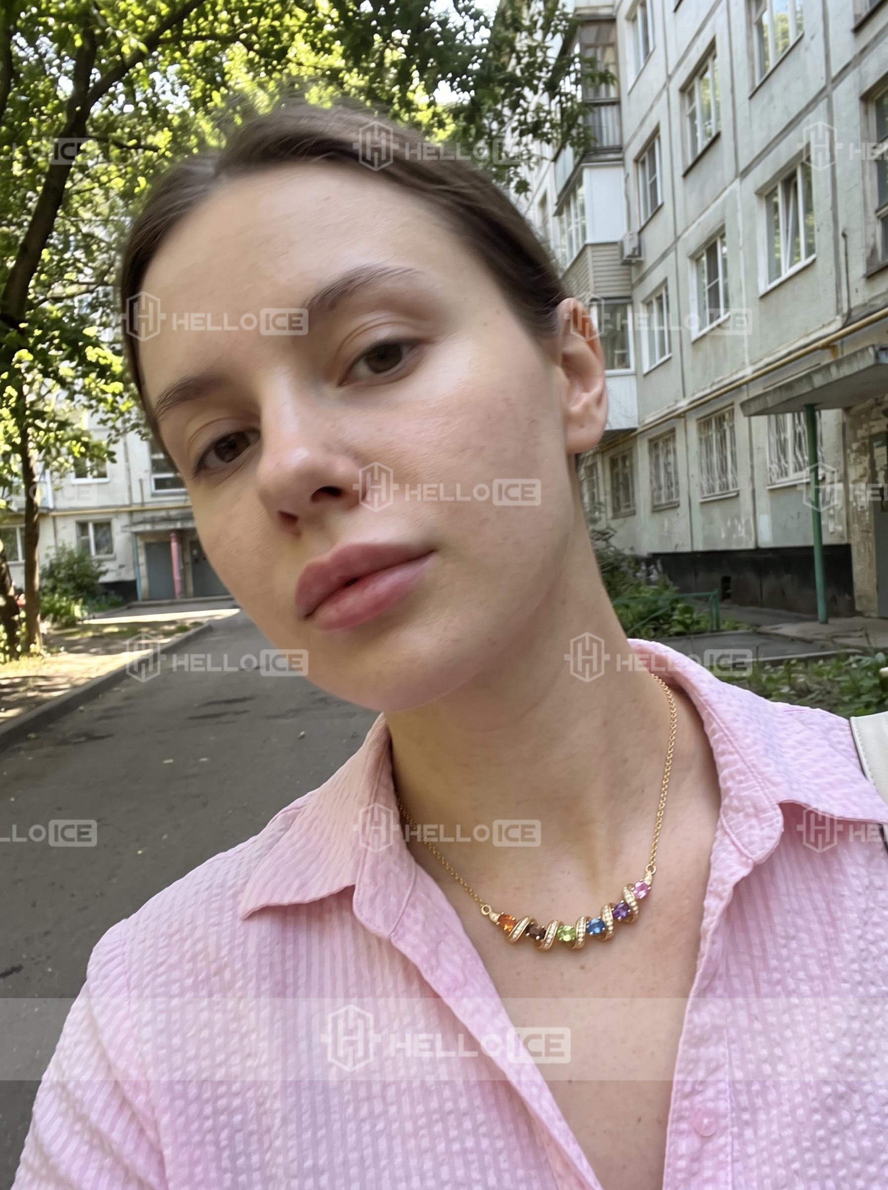 Helloice Review Image