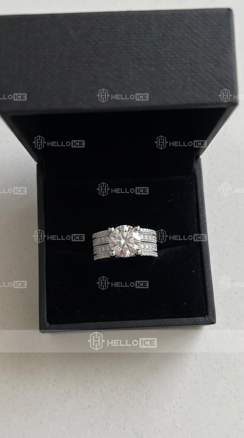 Helloice Review Image
