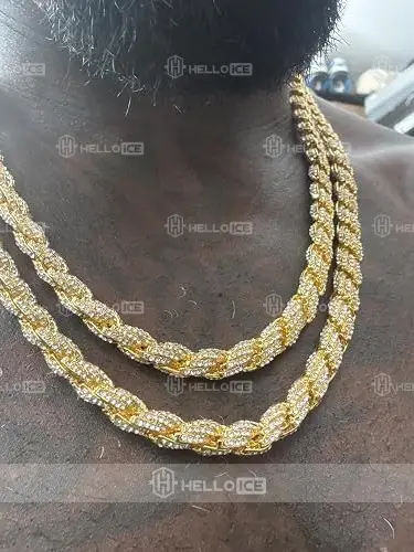 Helloice Review Image
