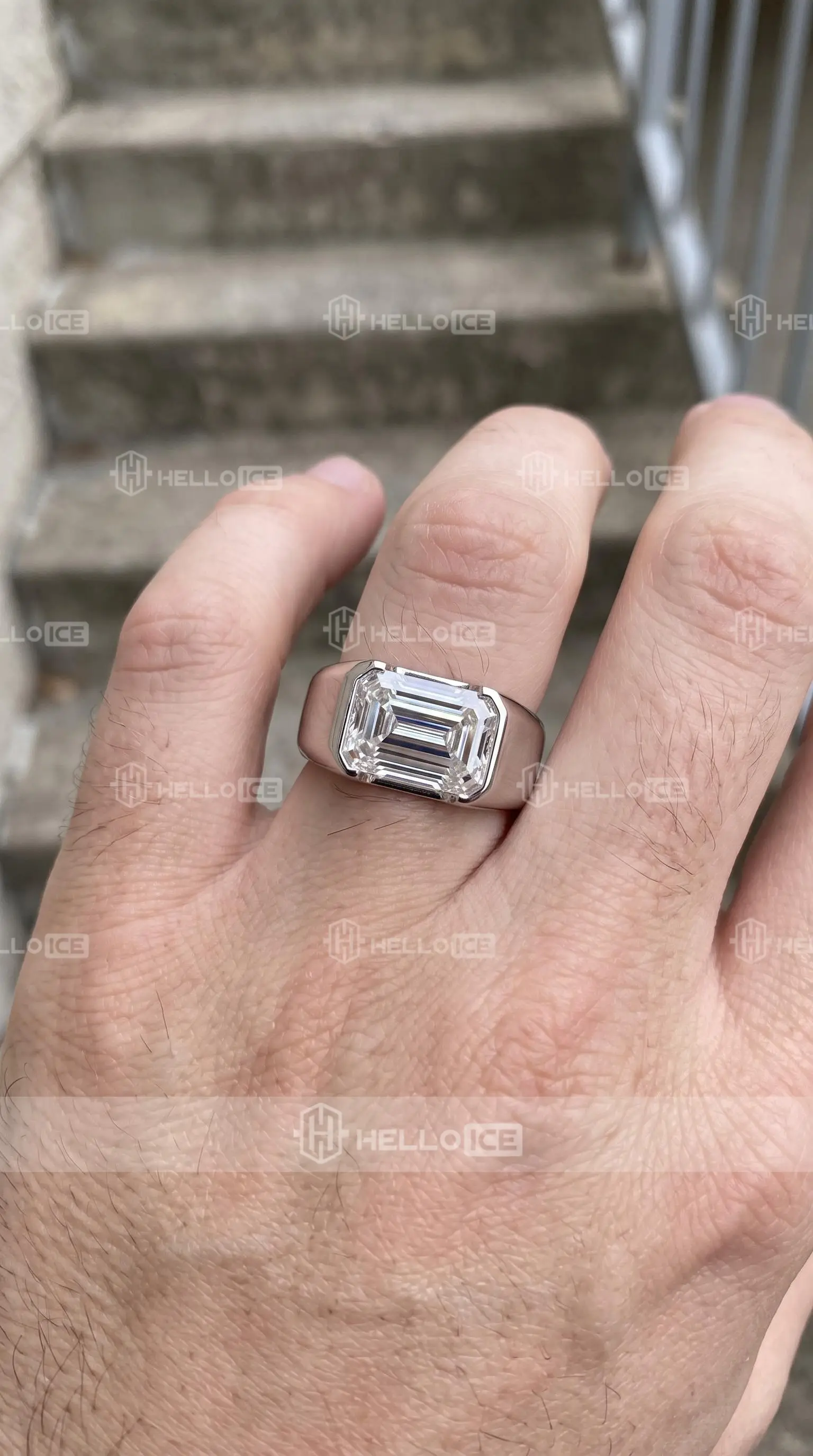 Helloice Review Image