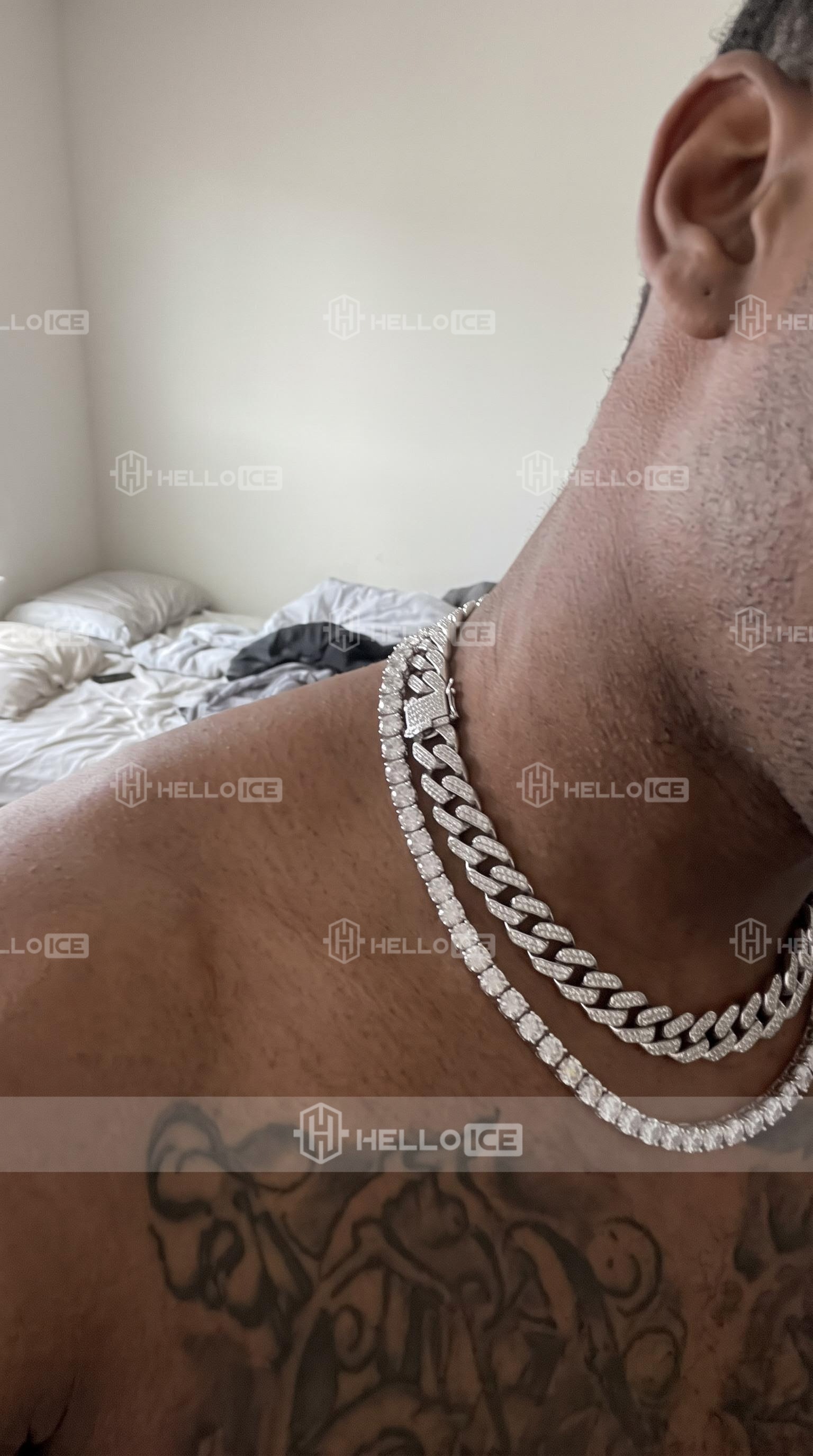 Helloice Review Image