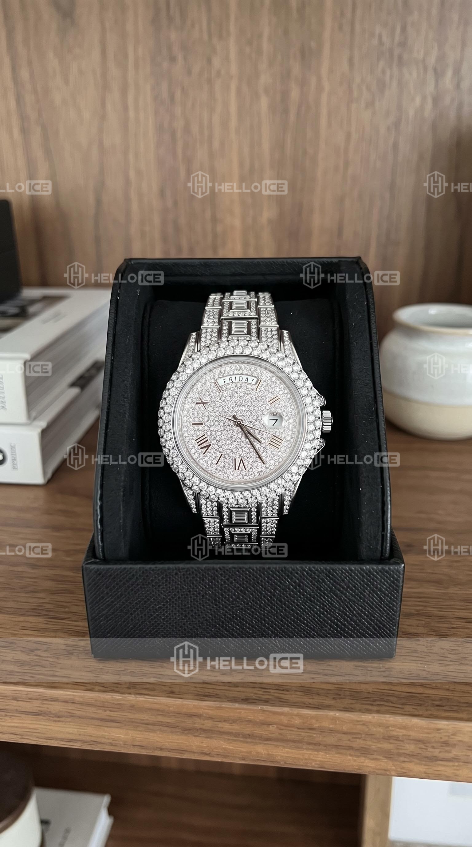 Helloice Review Image