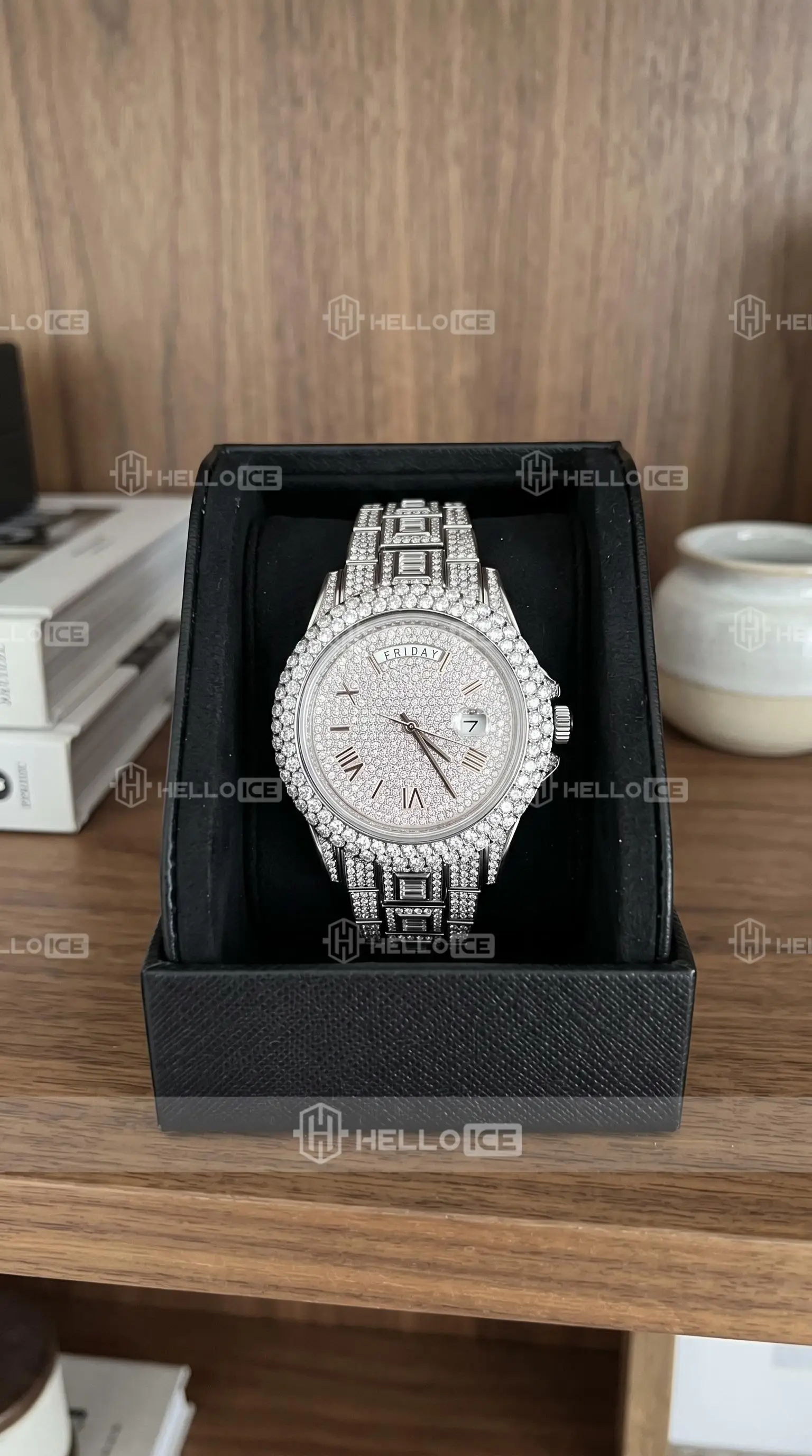 Helloice Review Image