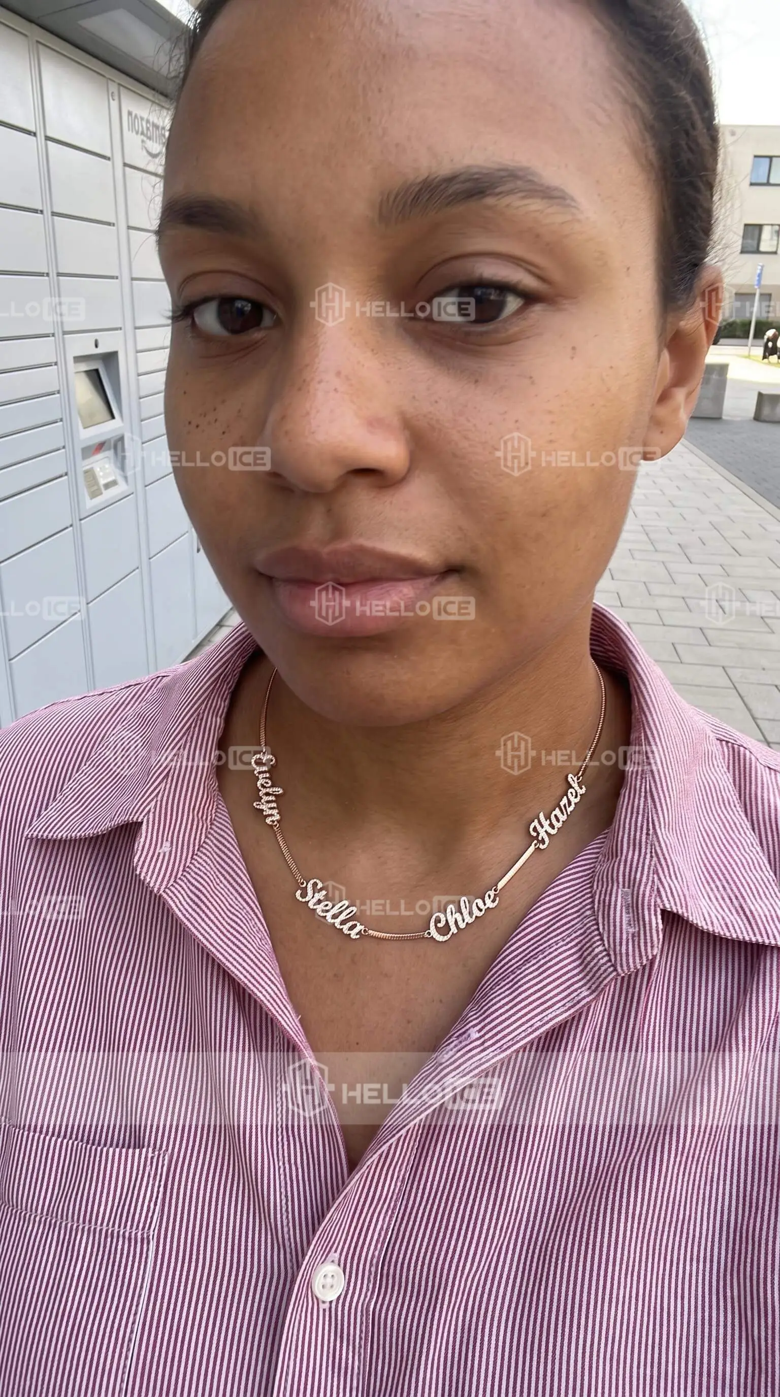 Helloice Review Image