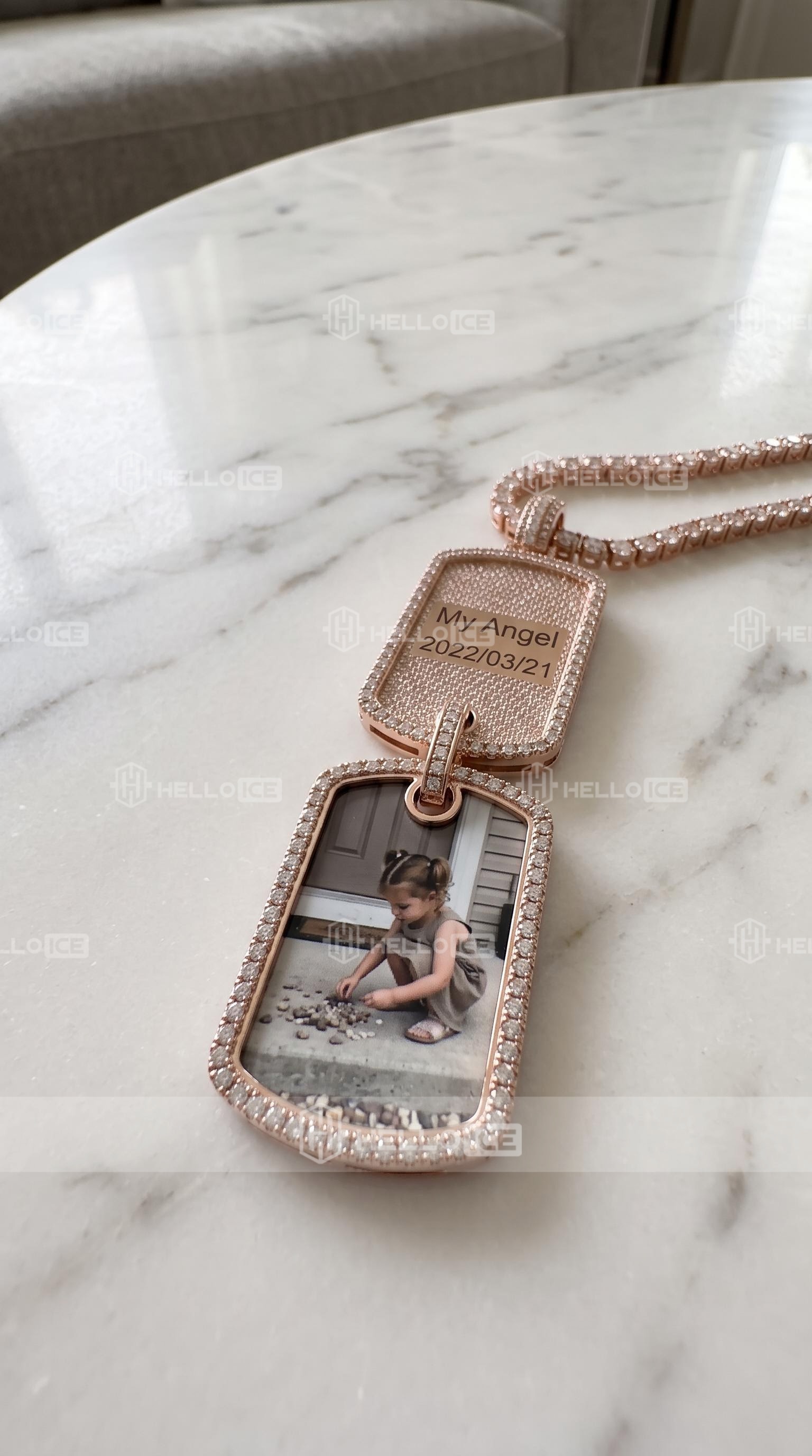 Helloice Review Image