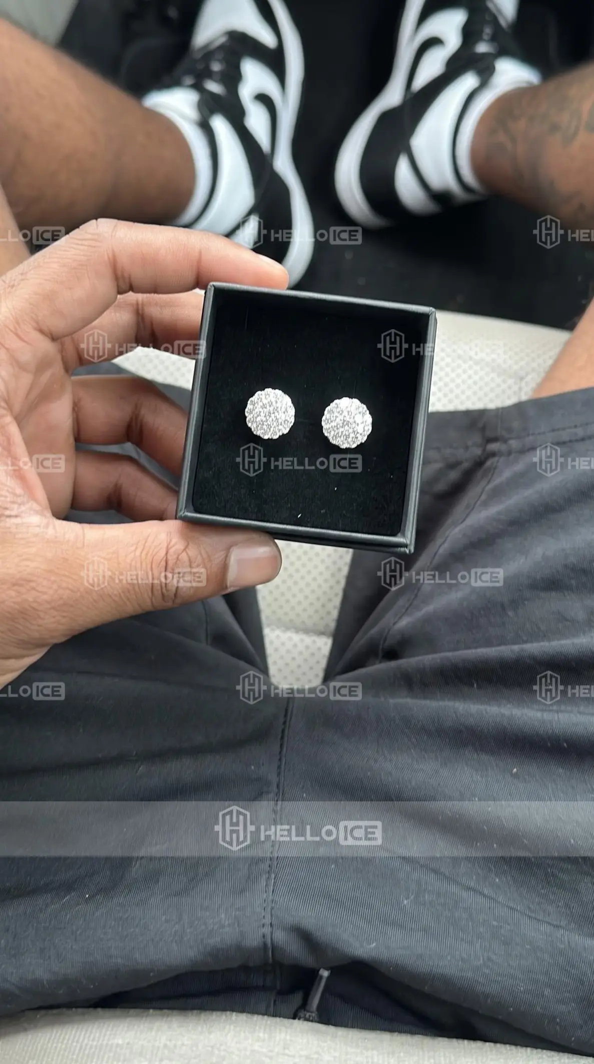 Helloice Review Image