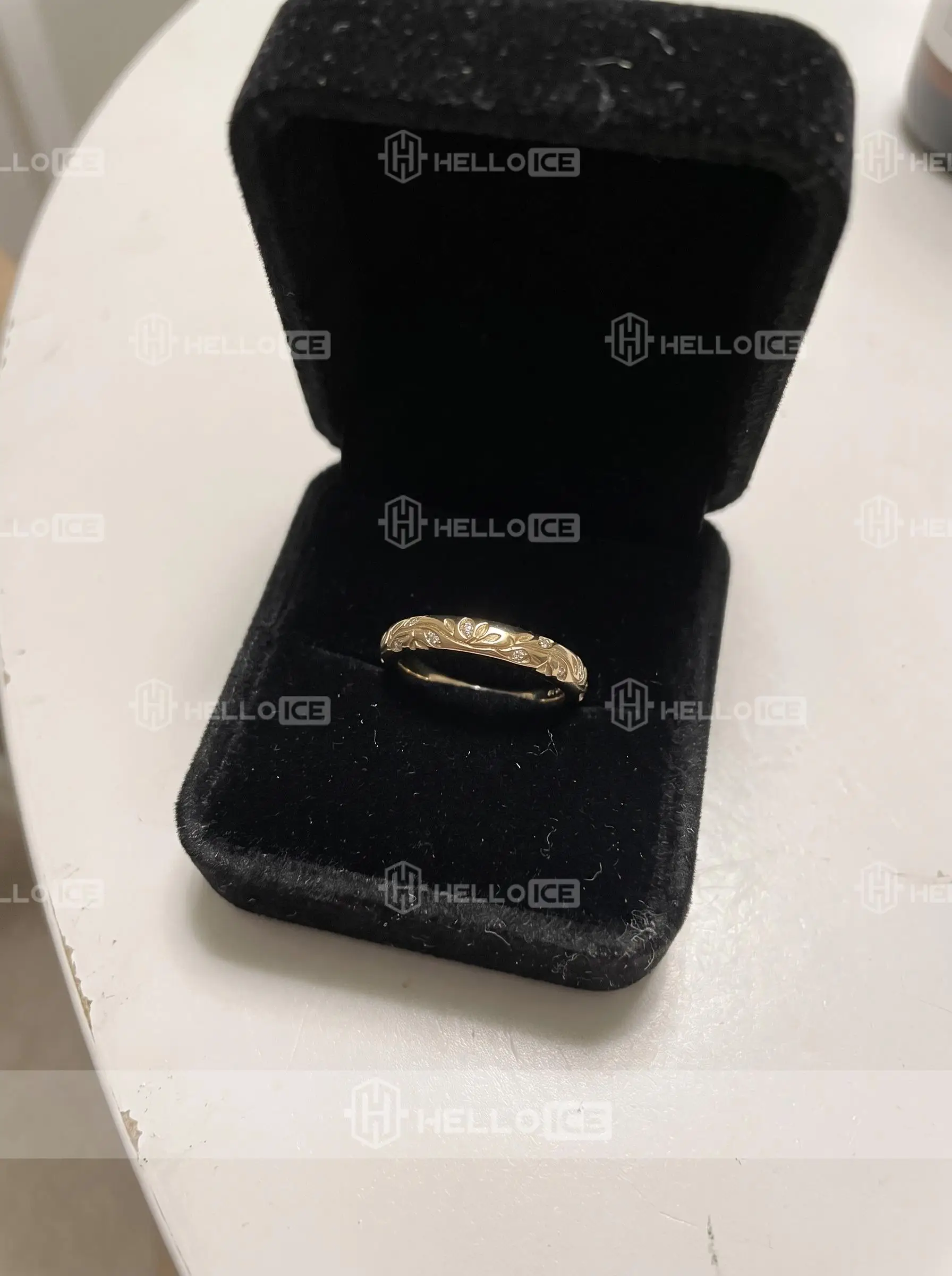 Helloice Review Image