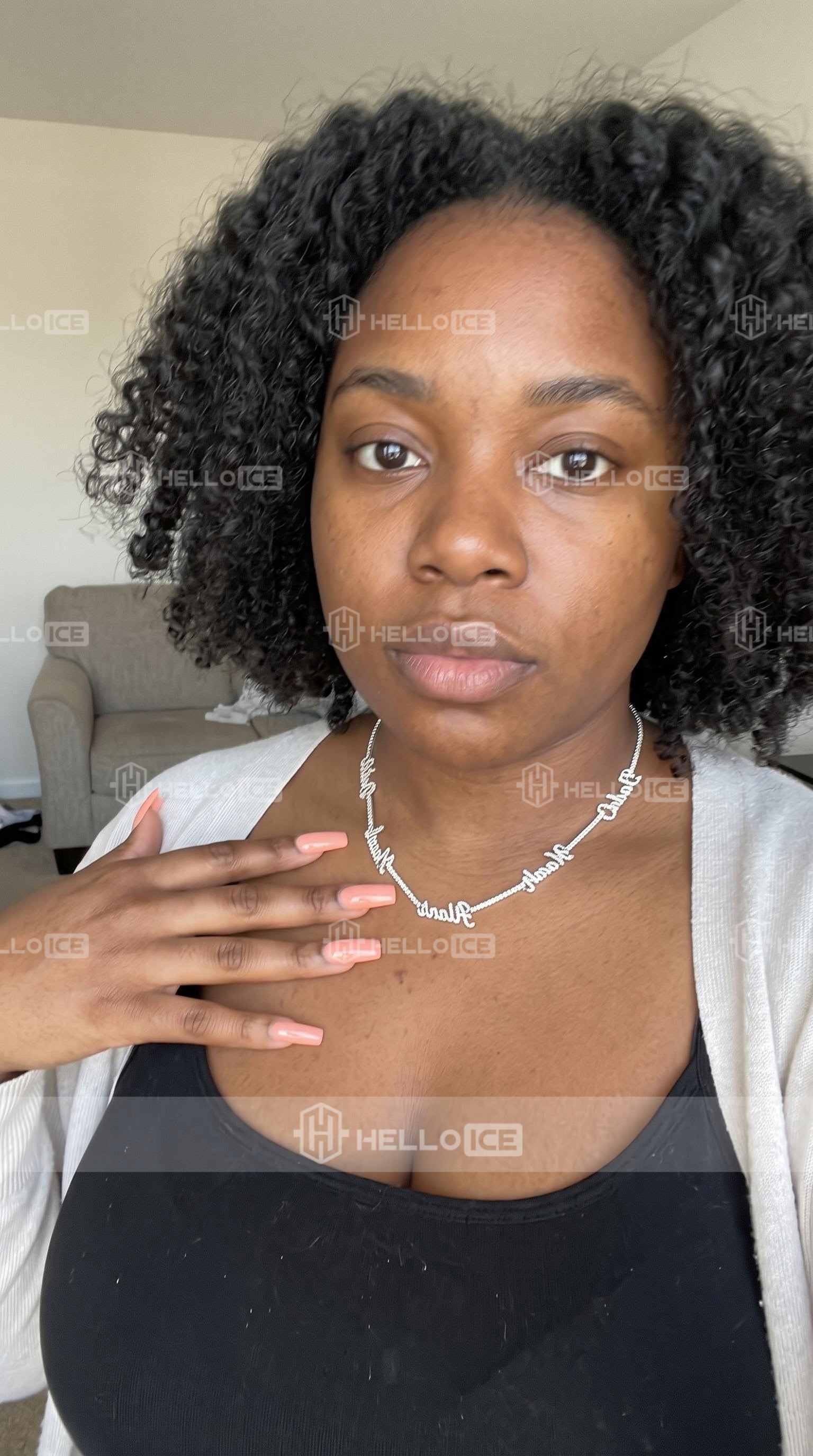 Helloice Review Image