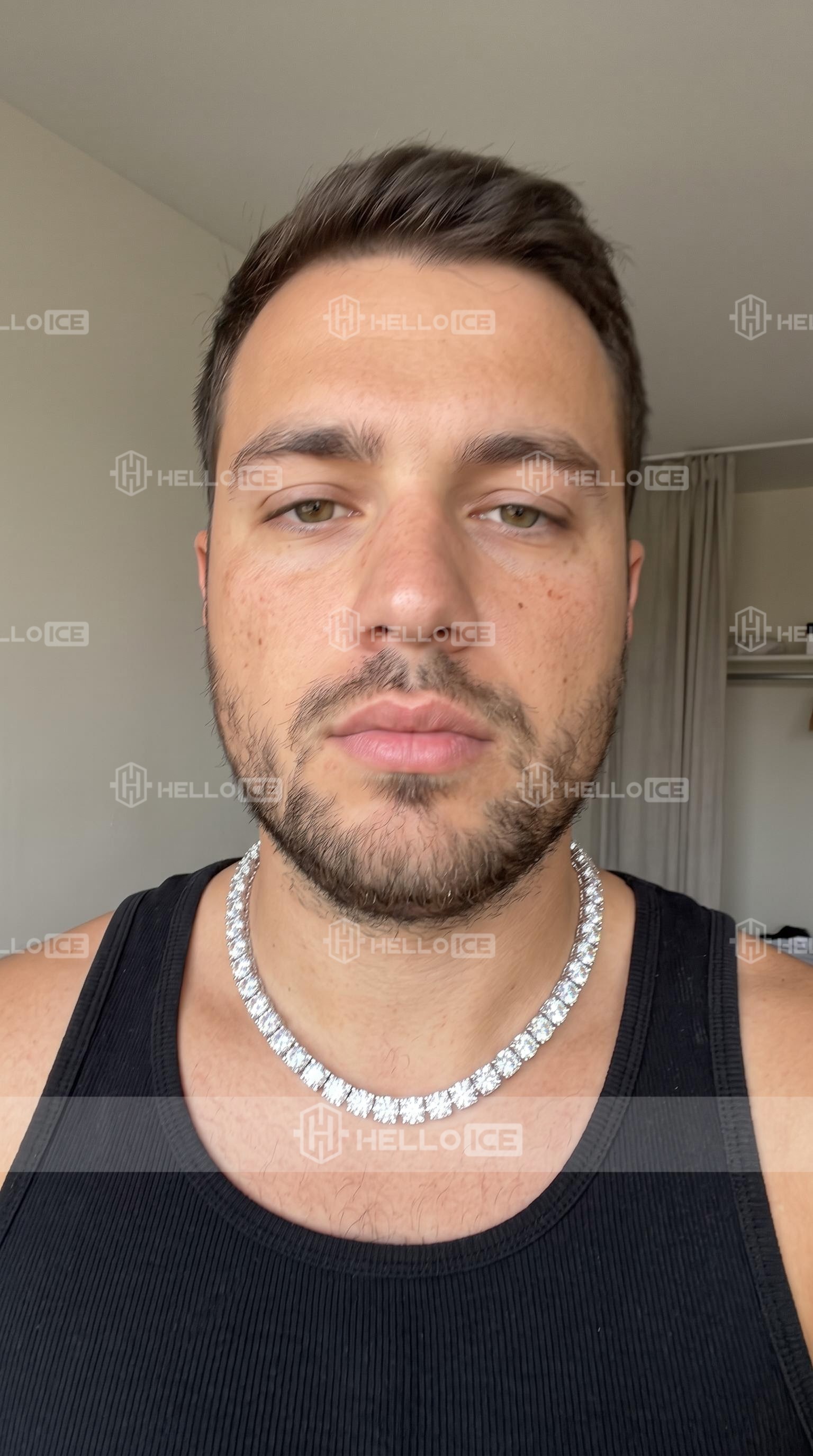 Helloice Review Image