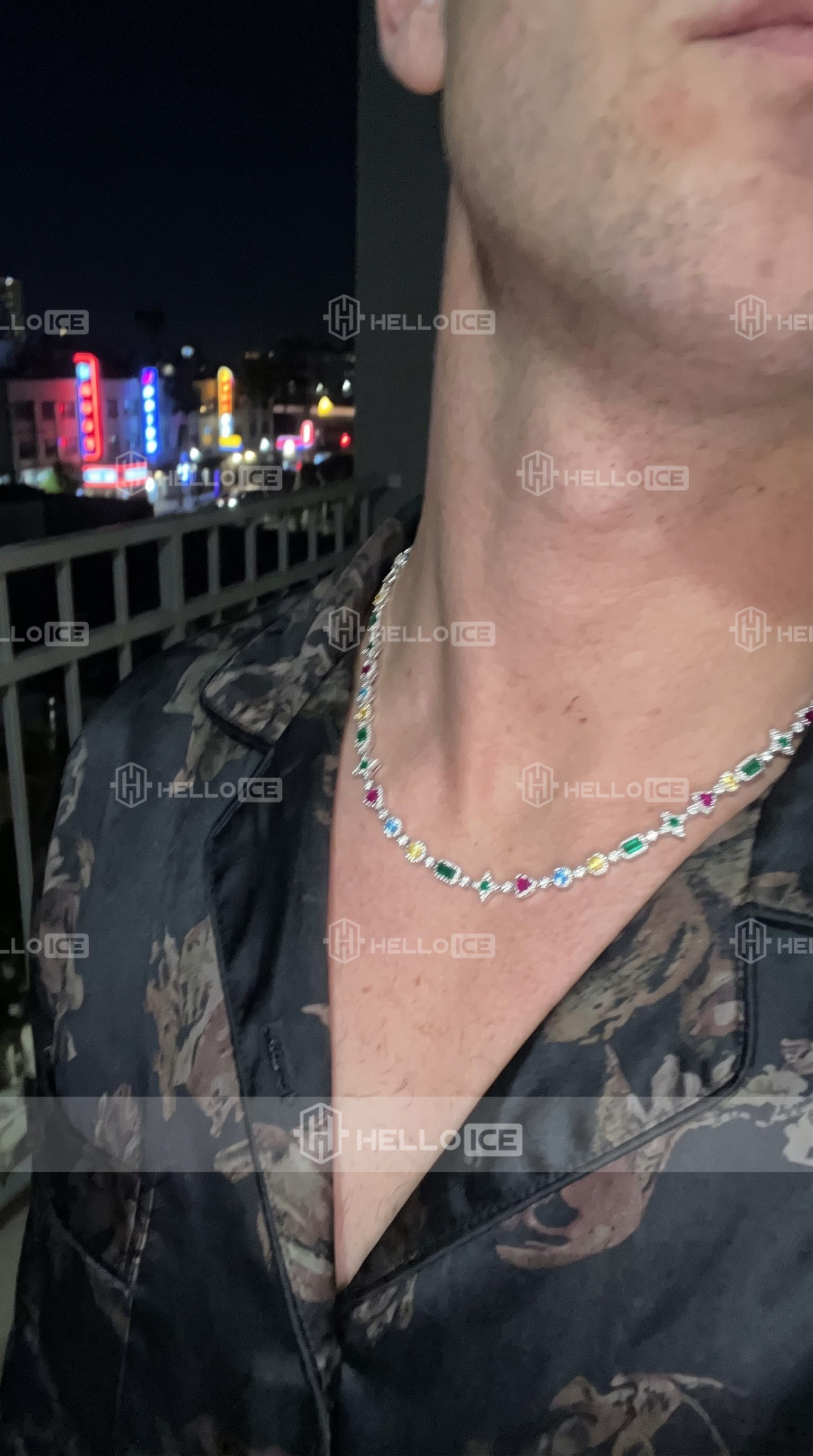 Helloice Review Image
