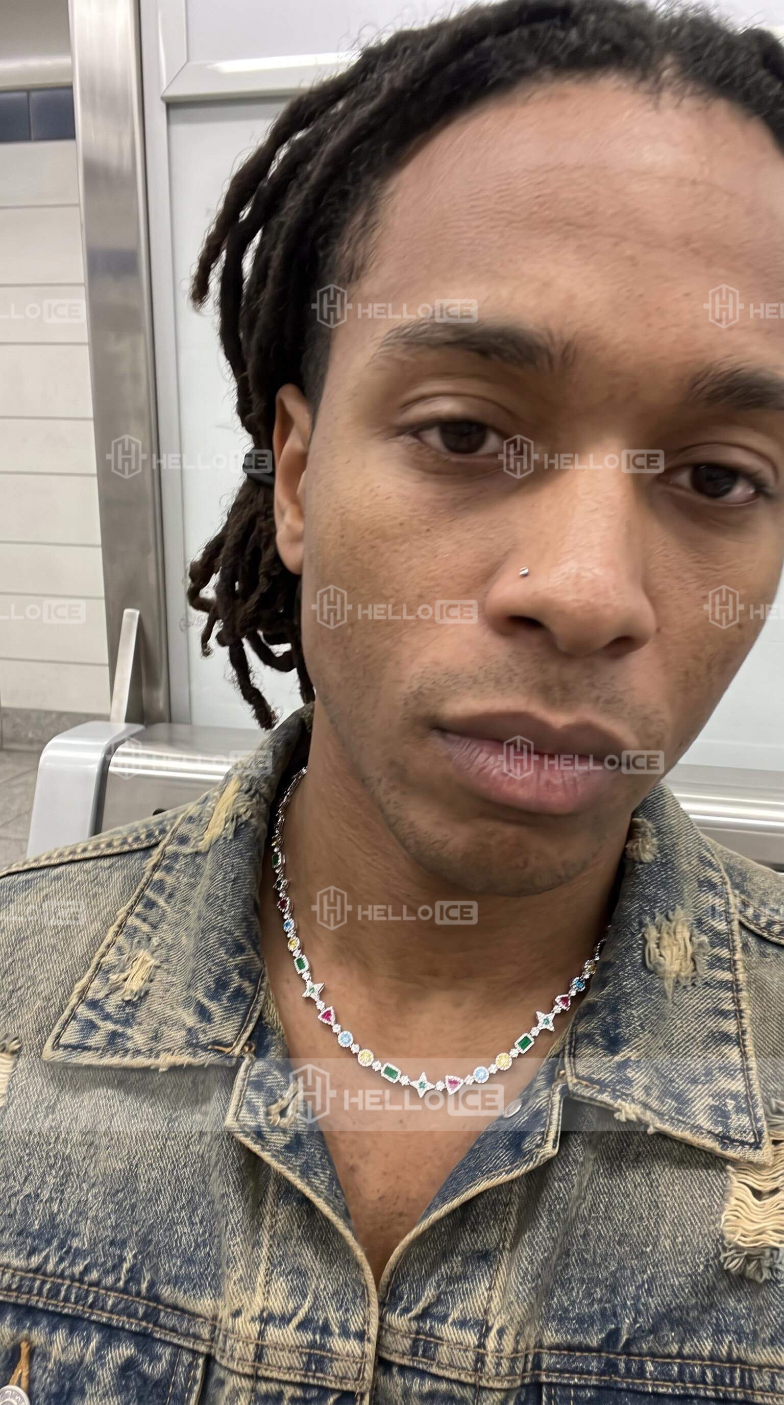 Helloice Review Image
