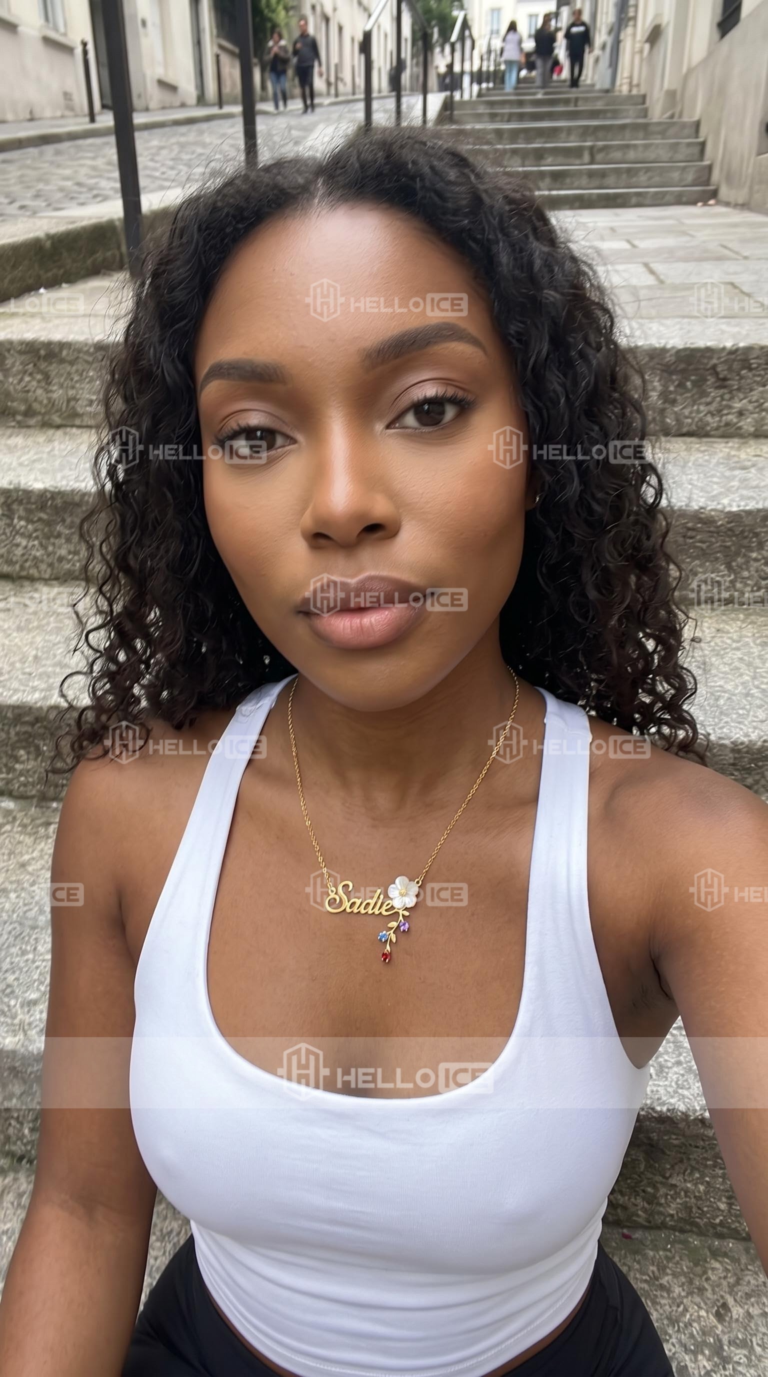 Helloice Review Image