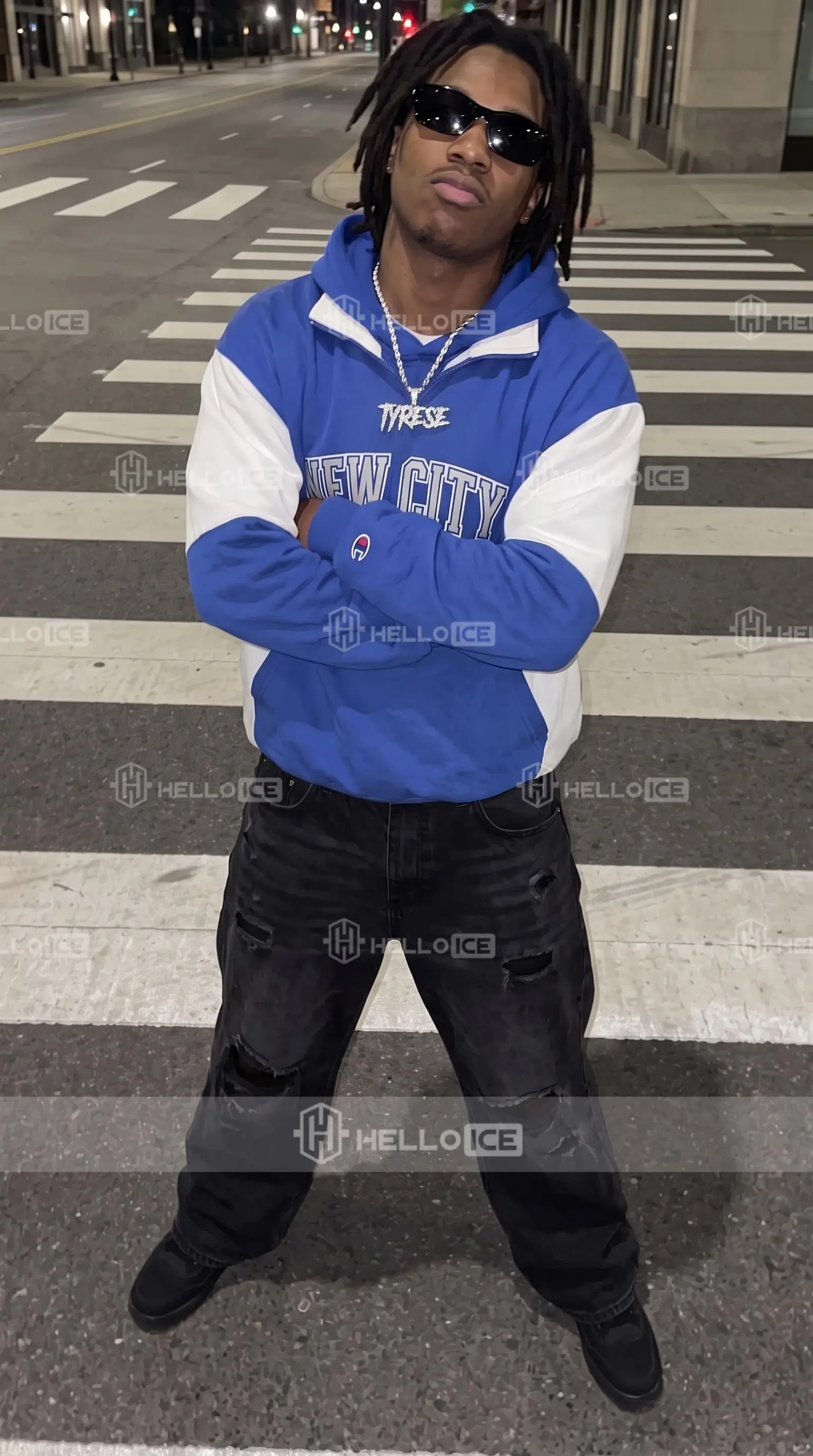 Helloice Review Image