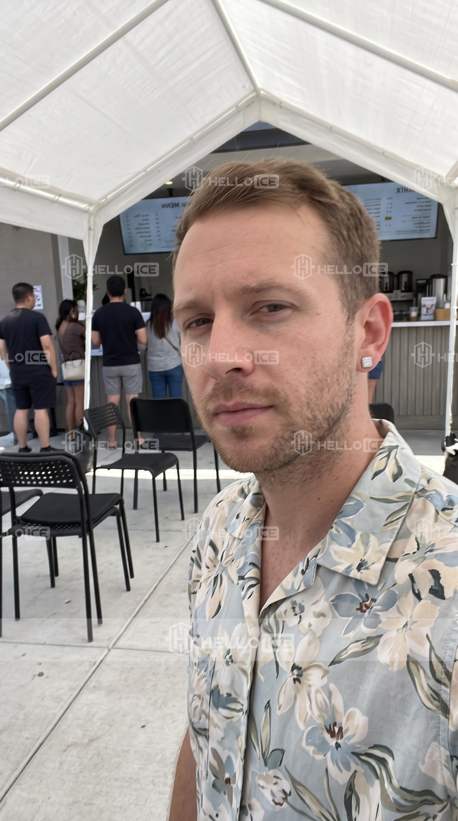 Helloice Review Image