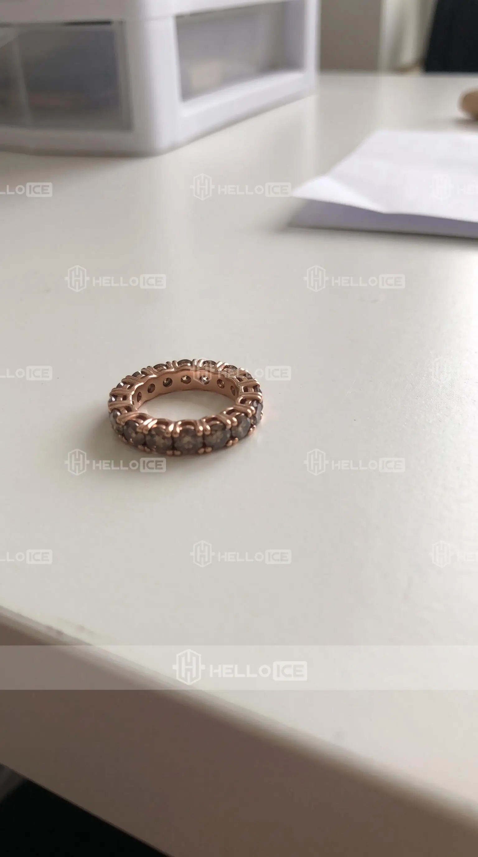 Helloice Review Image