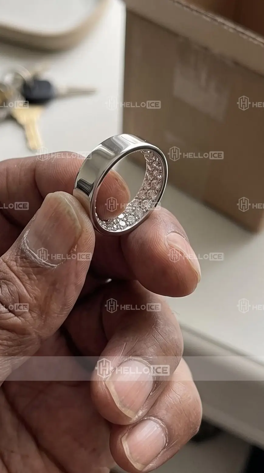 Helloice Review Image