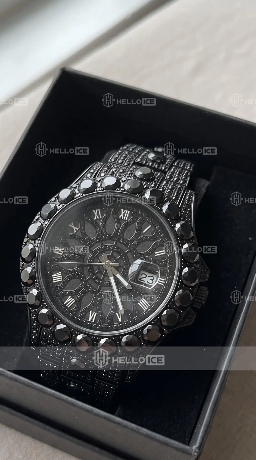 Helloice Review Image