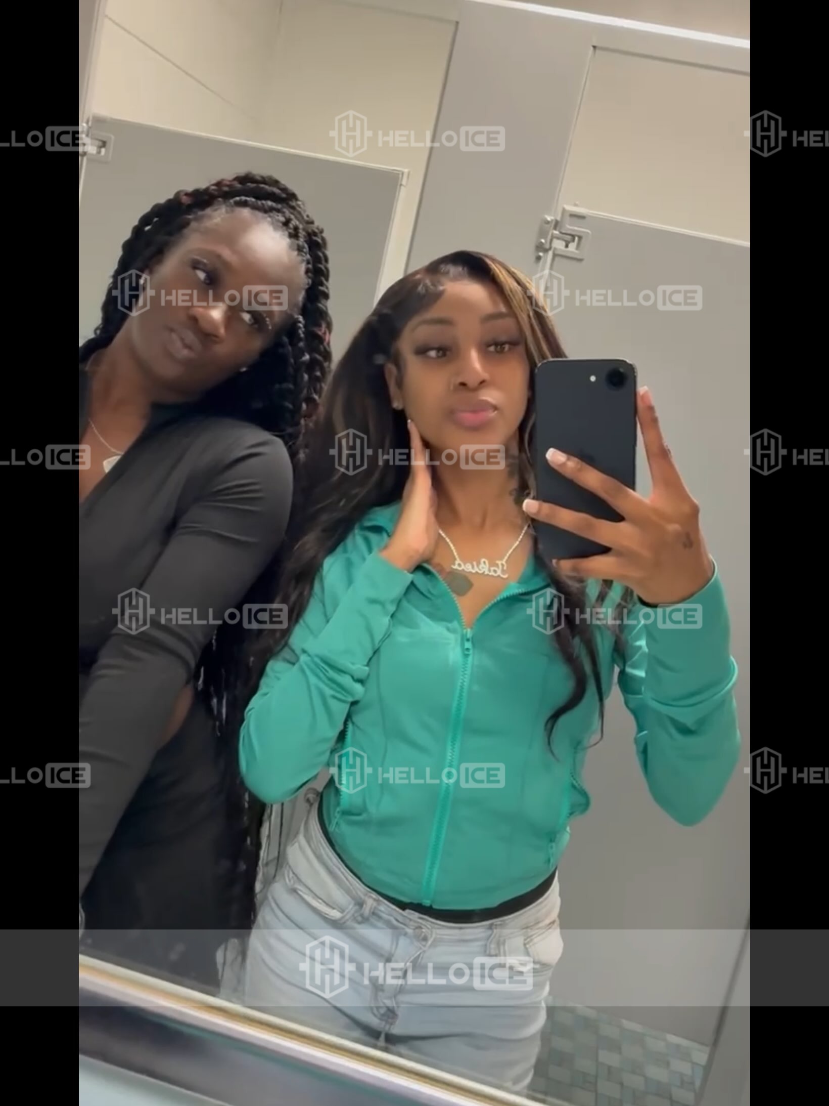 Helloice Review Image