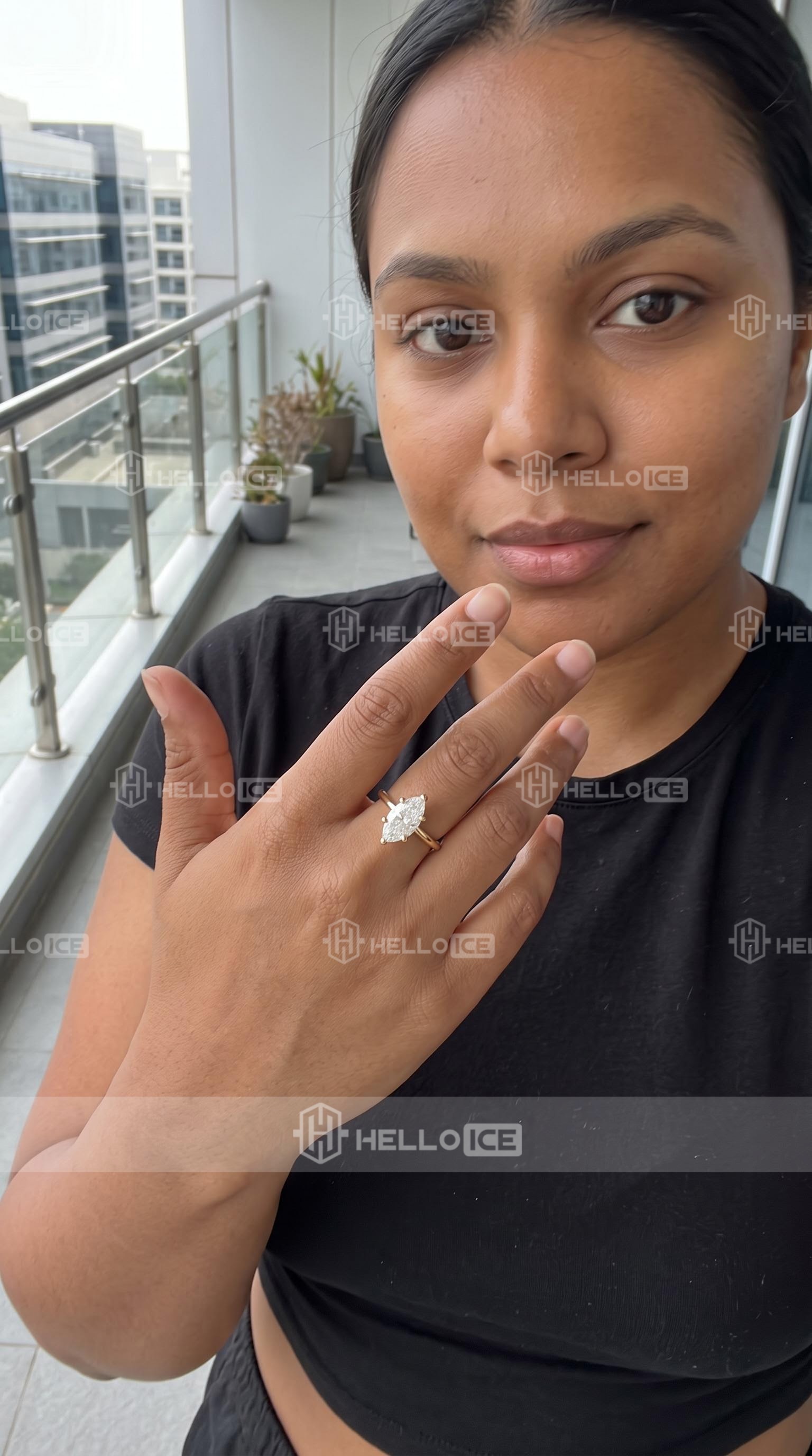 Helloice Review Image
