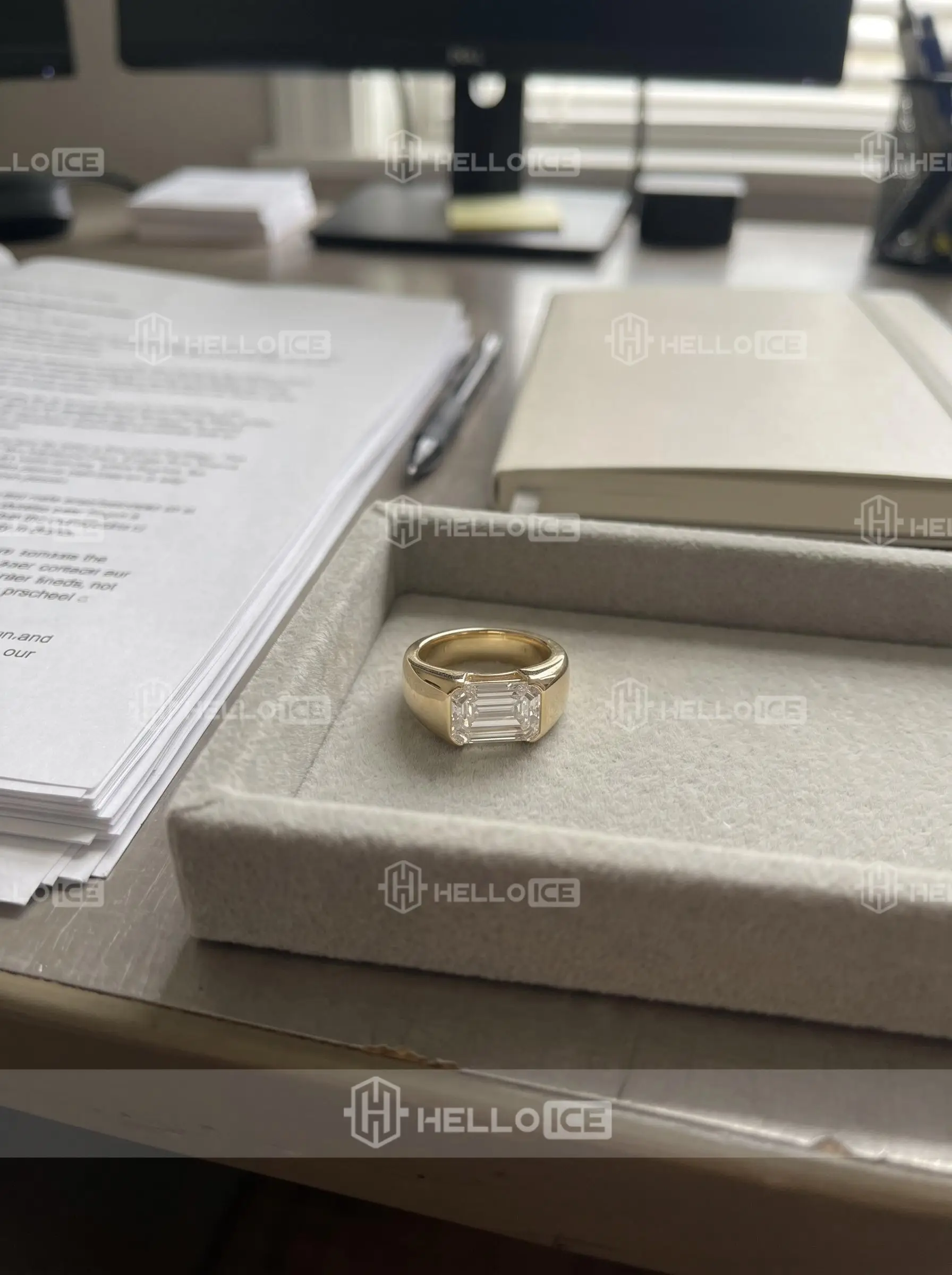Helloice Review Image