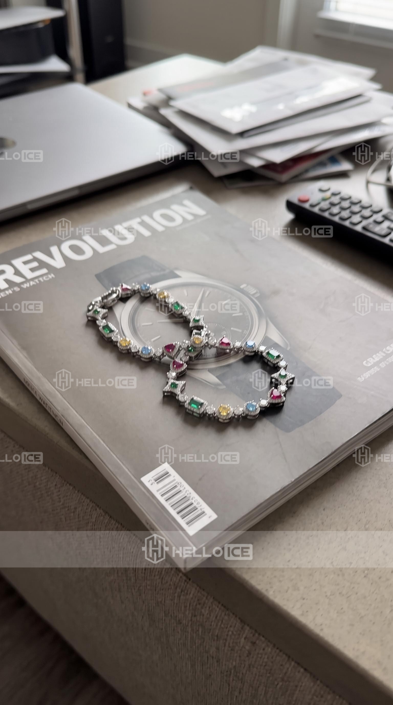 Helloice Review Image