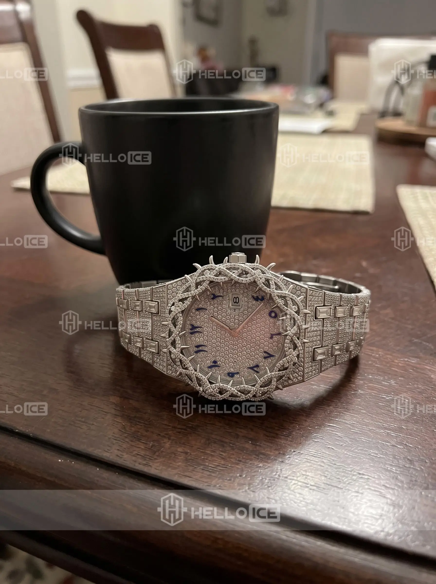 Helloice Review Image