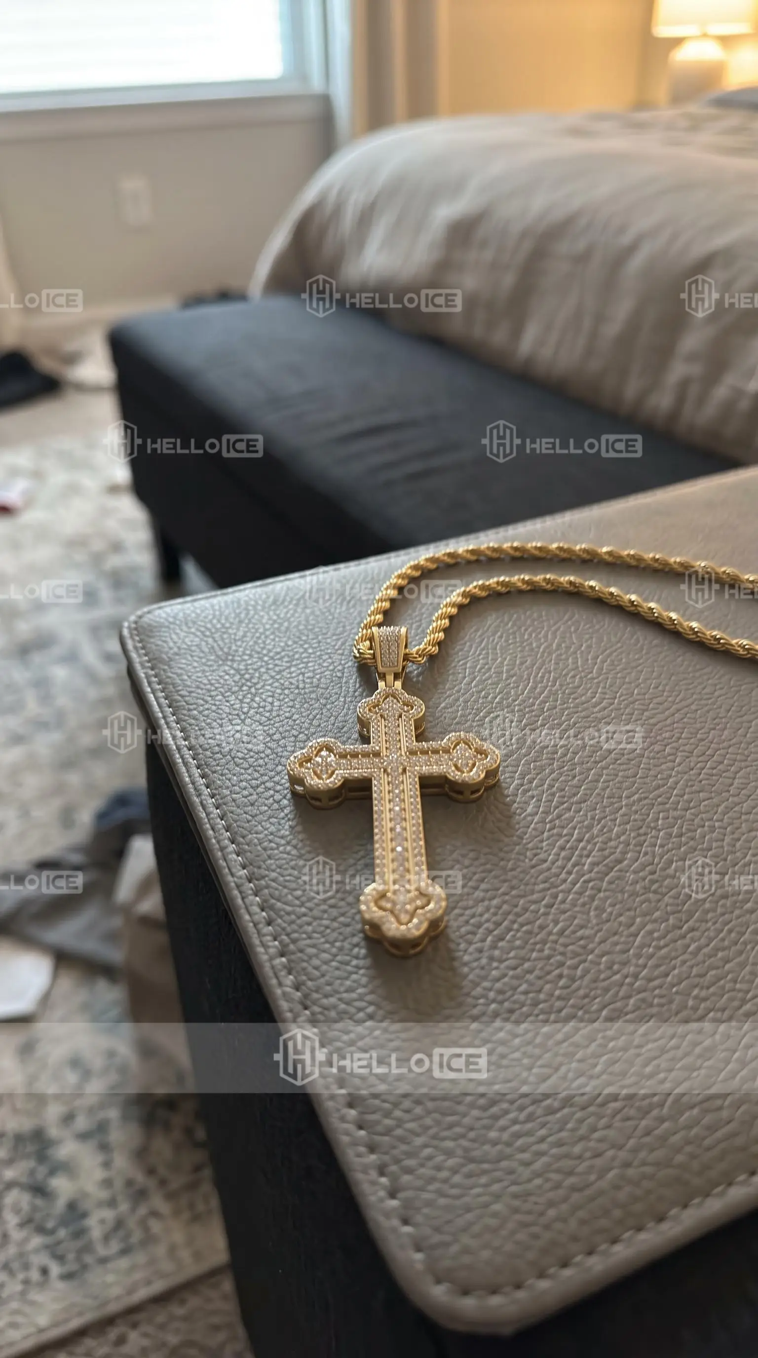 Helloice Review Image