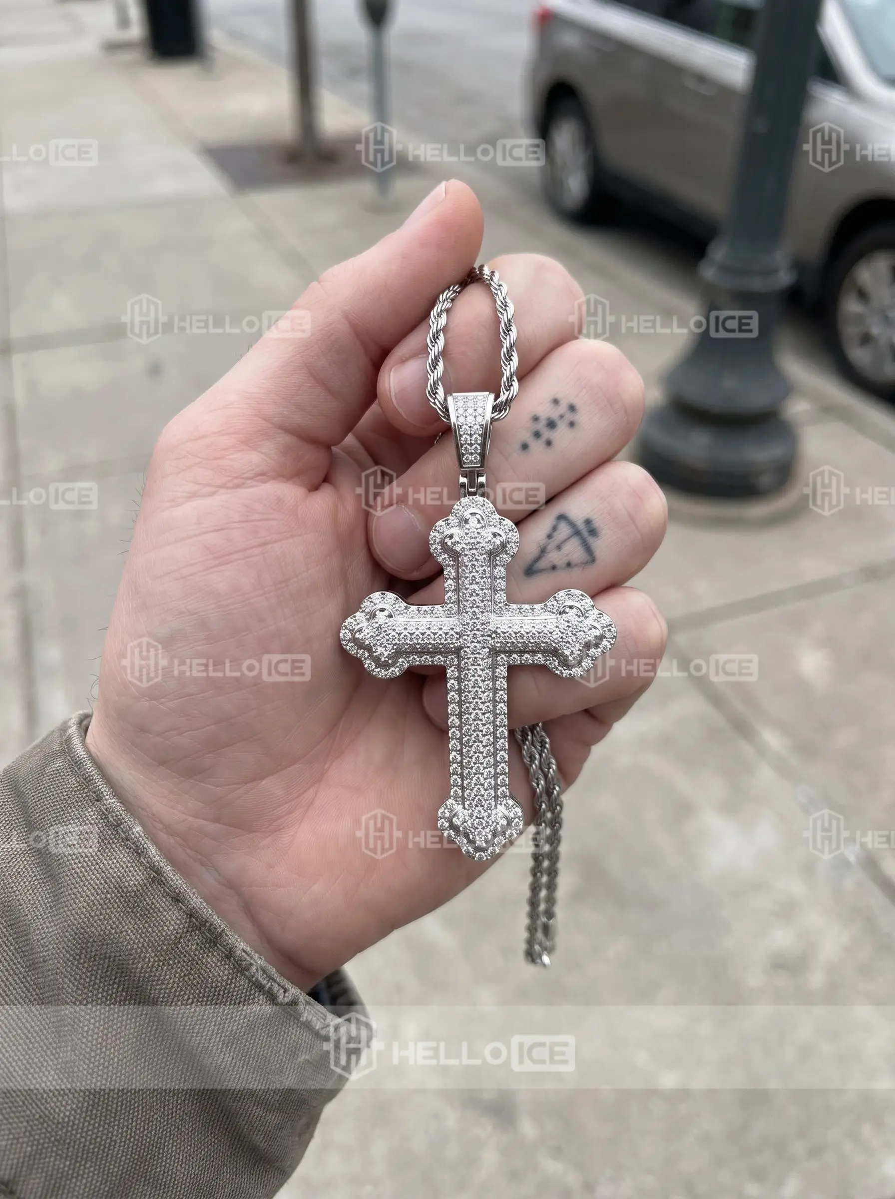 Helloice Review Image
