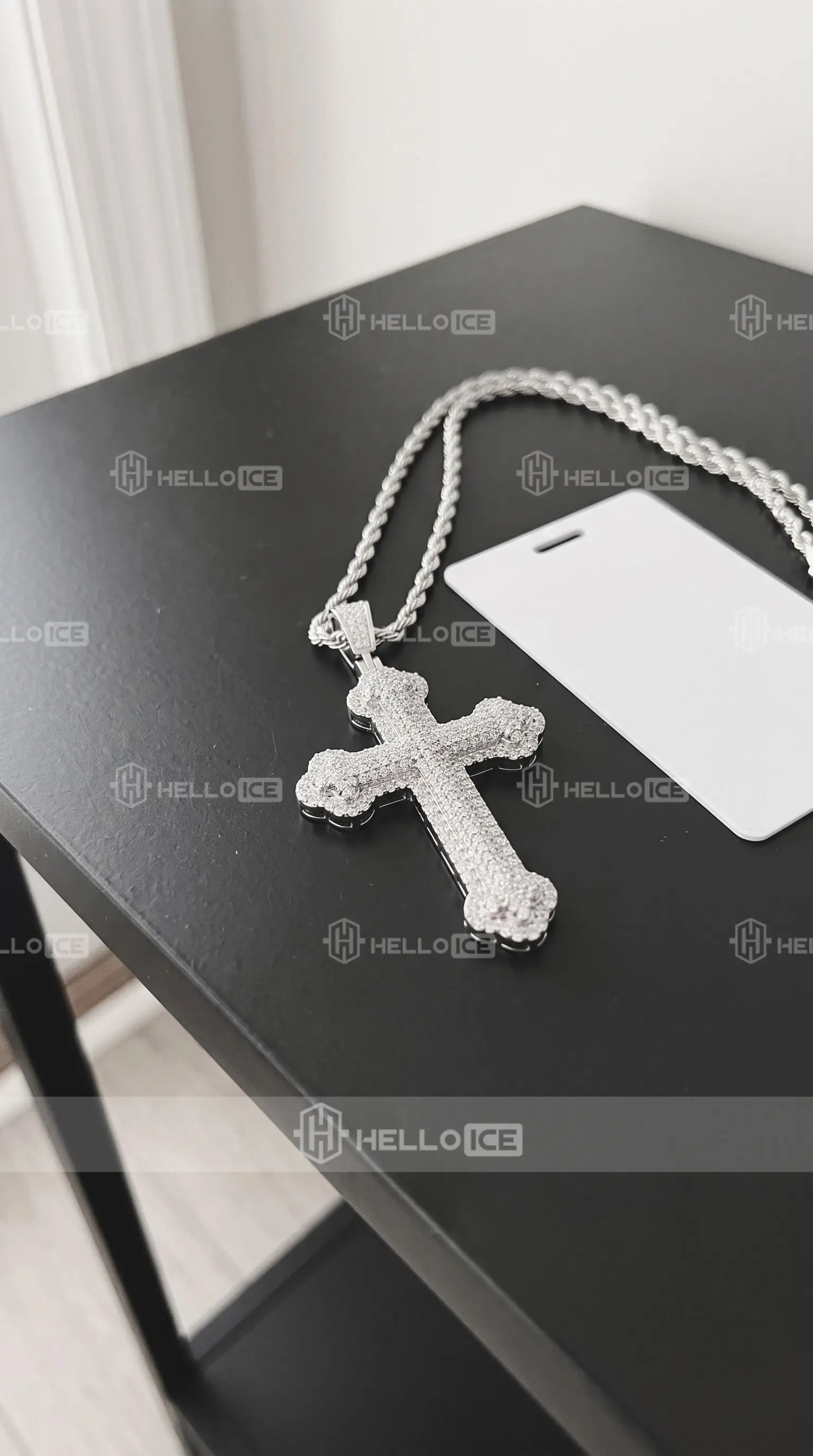 Helloice Review Image