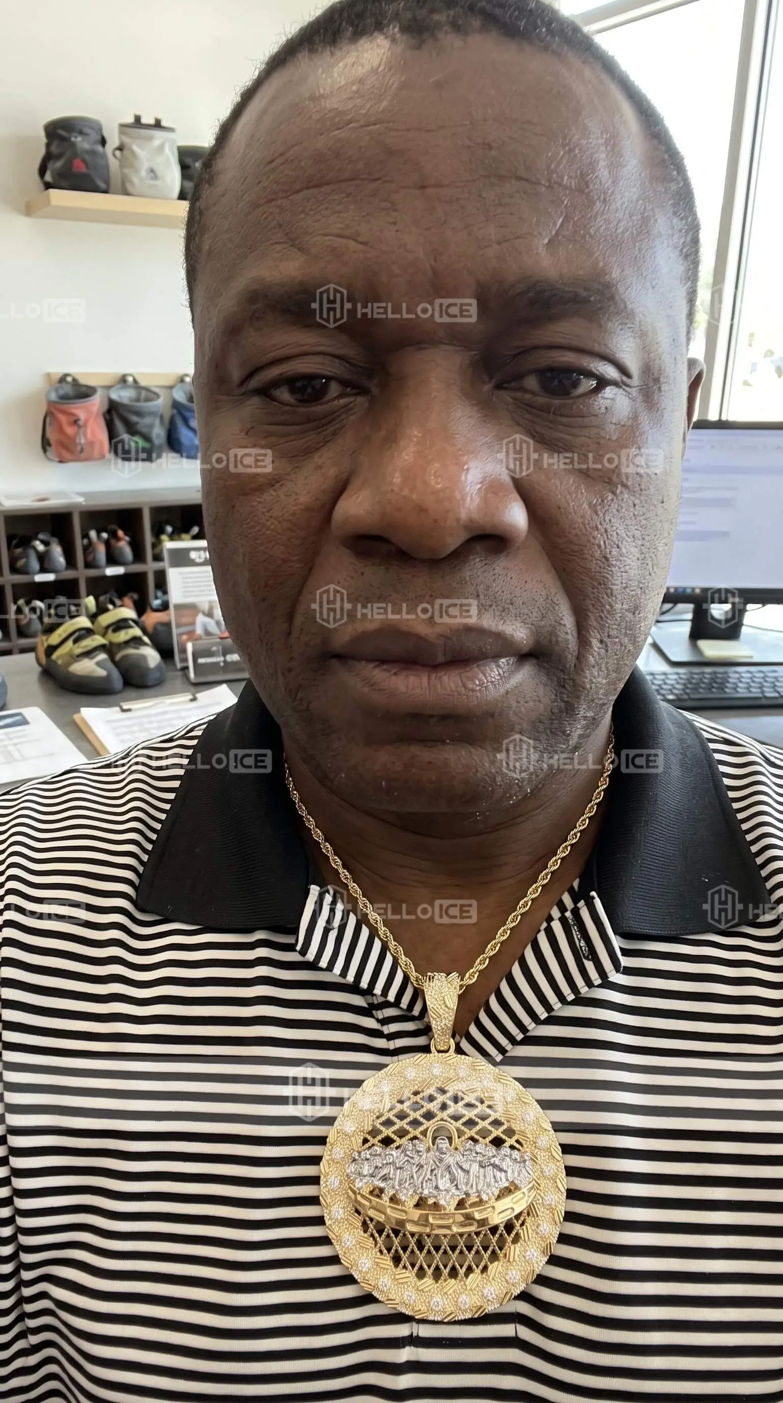 Helloice Review Image