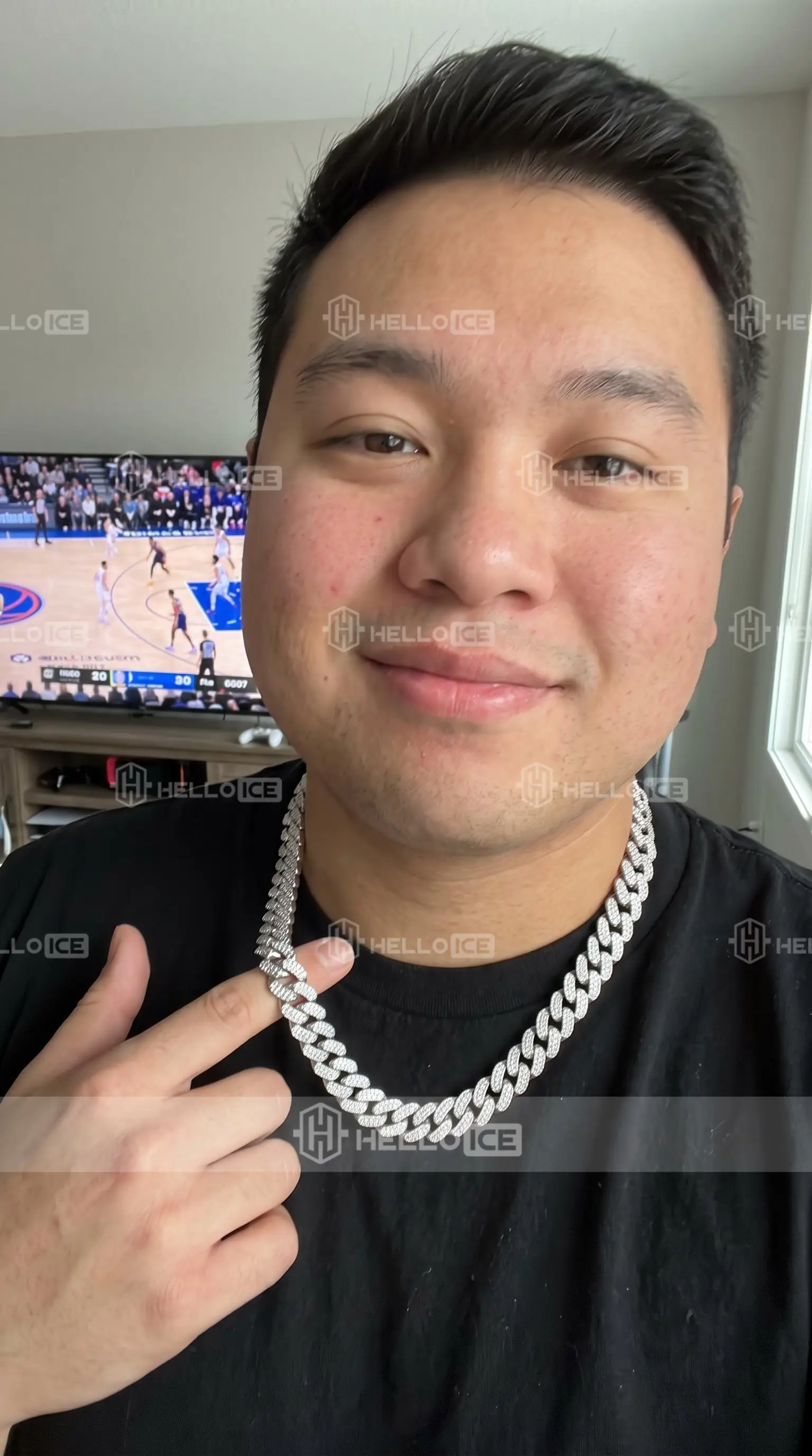 Helloice Review Image