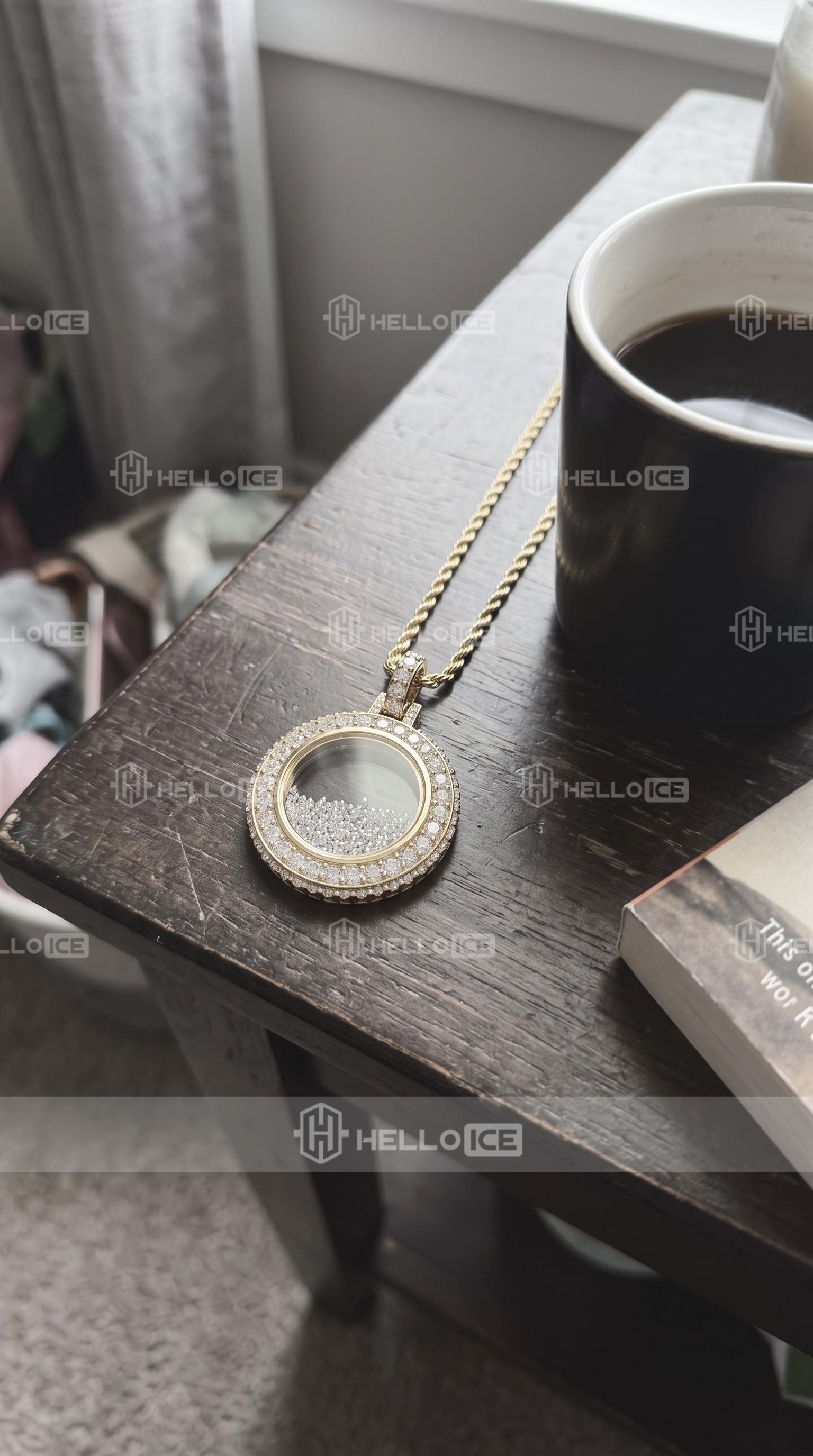 Helloice Review Image
