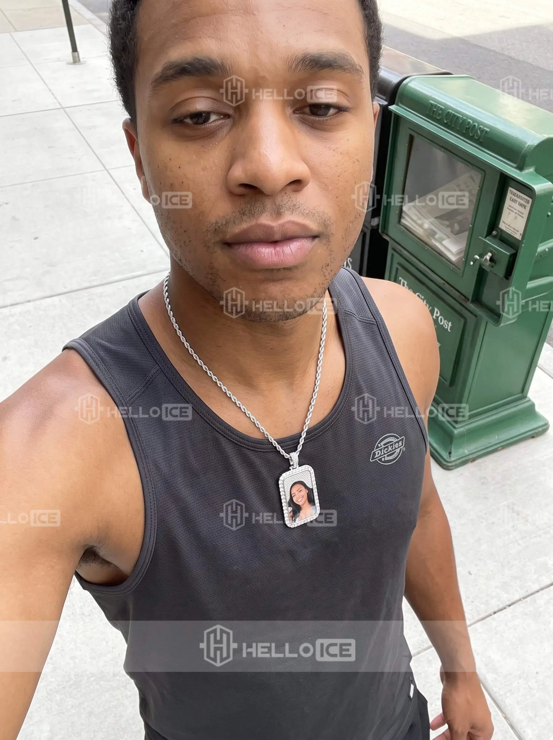 Helloice Review Image