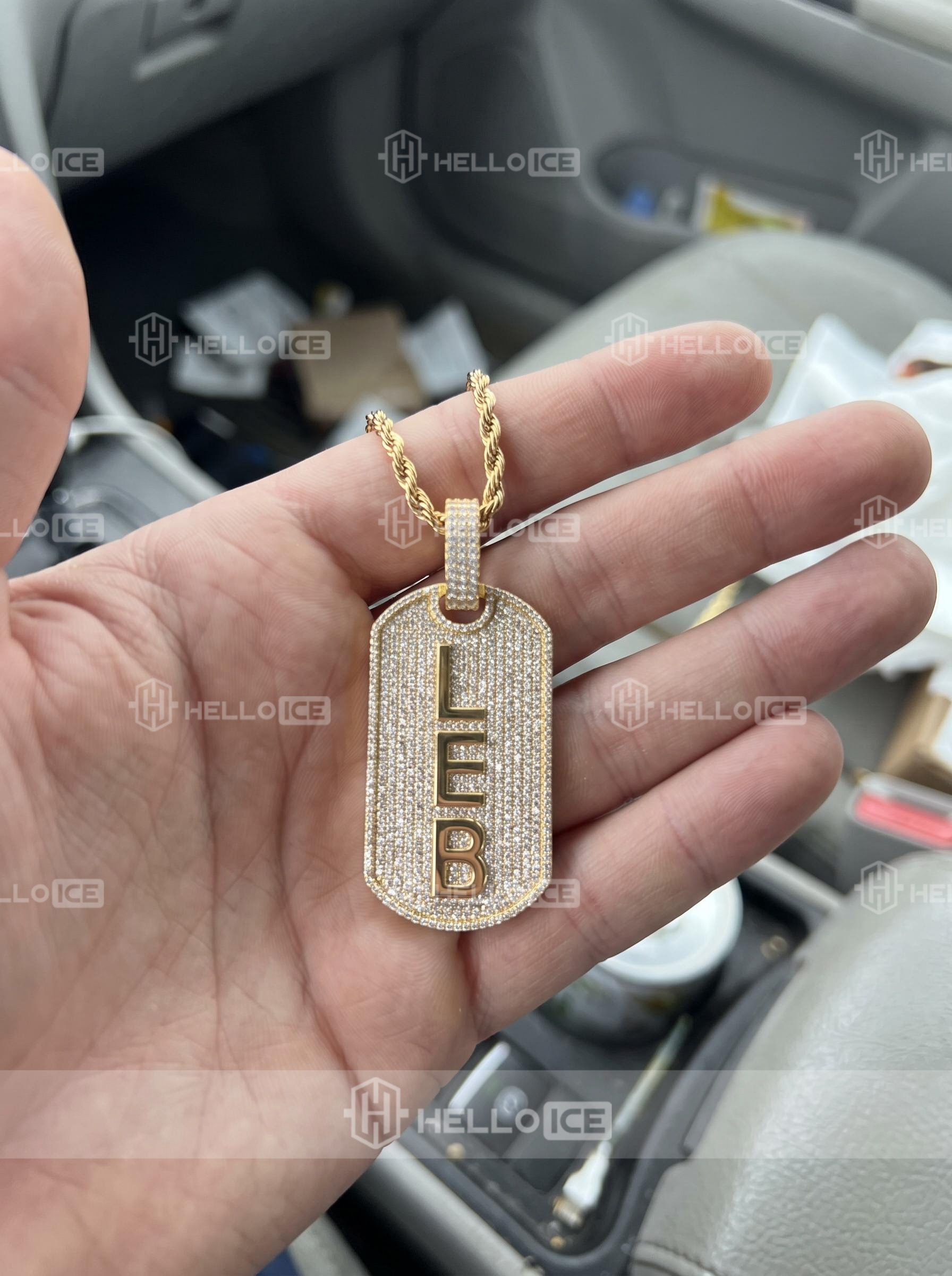 Helloice Review Image